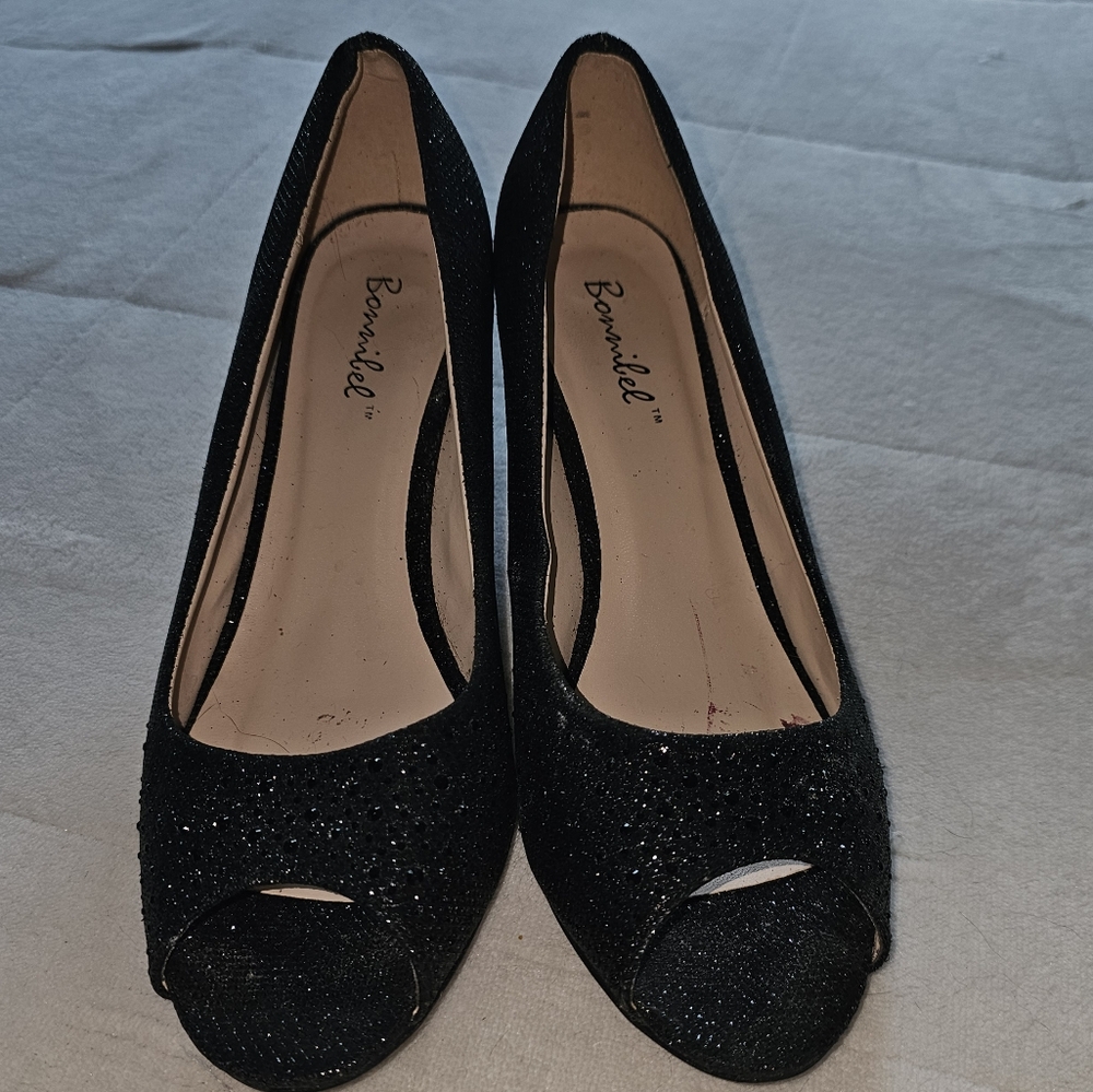 Black sparkle heel